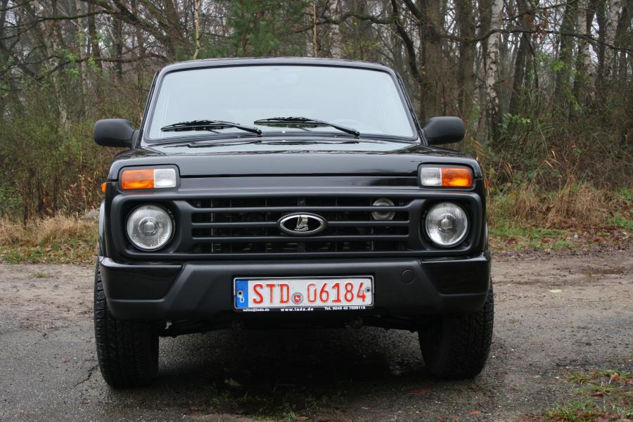  Lada 4x4 Urban (21214-57) 2015 года  (GER) (фото 7 из 13)